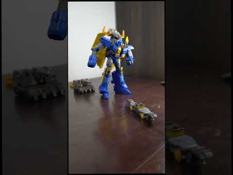 Official YouTube thumbnail for “Transformers Age of the Primes Amalgamous Prime”.